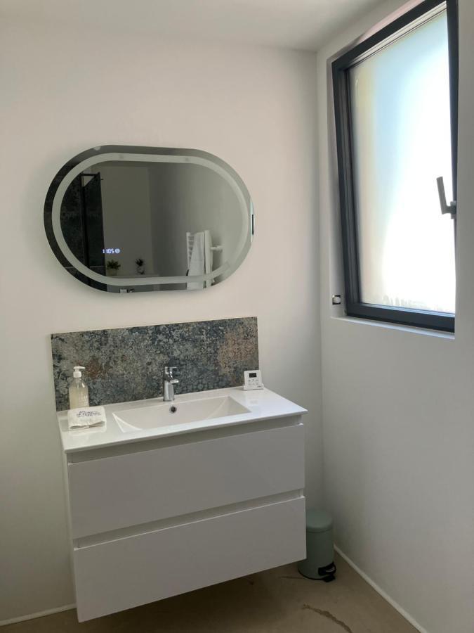 Chambre Avec Petit-Dejeuner En Provence Luberon La Tour-dʼAigues 외부 사진