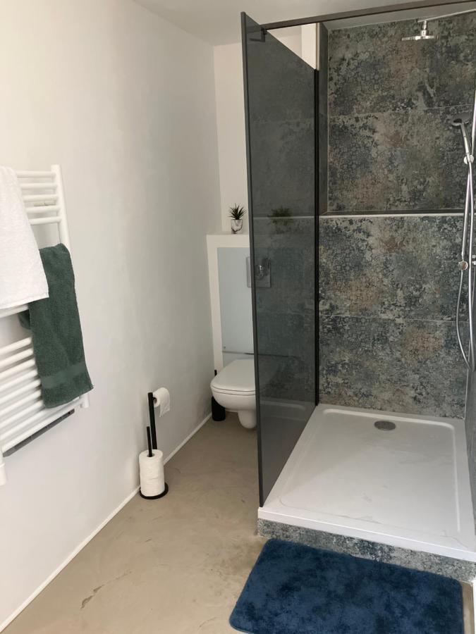 Chambre Avec Petit-Dejeuner En Provence Luberon La Tour-dʼAigues 외부 사진